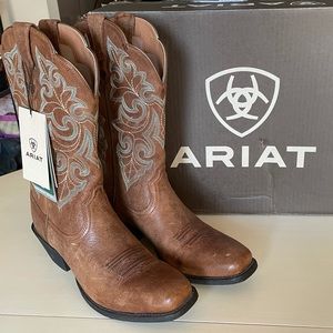 Women's Ariat Wood Brown Snip Toe Boot